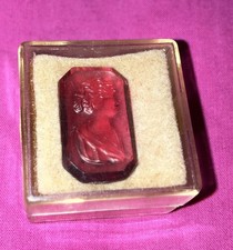 Antique Vtg Unset Loose Red