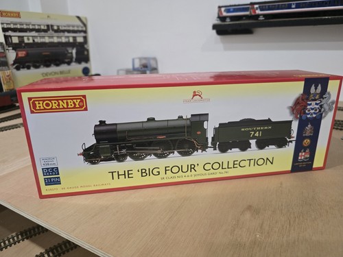 Hornby r30273 class - r30273, n15