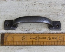 D HANDLE  120mm Cast Iron Door