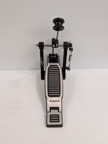 Alesis bass drum - bass,
