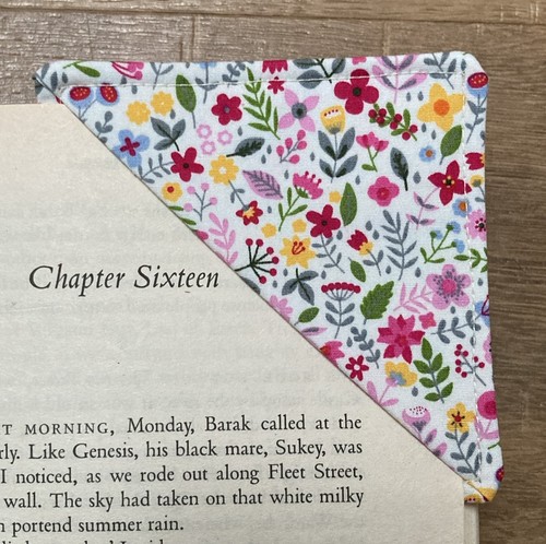 Handmade fabric square corner - square,