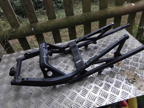 Triumph daytona 675 2006 - triumph,