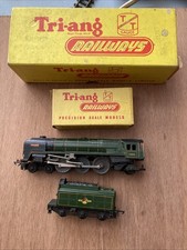 Tri-ang TT T97 Britannia 4-6-2 Loco And Tender T98 Boxed