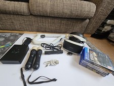 PlayStation 4 Vr Version One With Gun Camera And Motion Controllers Along With