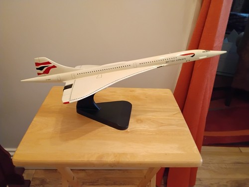 Bravo delta large - delta., vintage