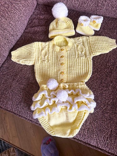 Newborn yellow white knit - yellow/white, wool