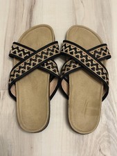 Avon Studio 1886 Print Comfort CrissCross Sandal Women's Size 8 NIP