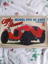 Burago Alfa Romeo 8C 2300