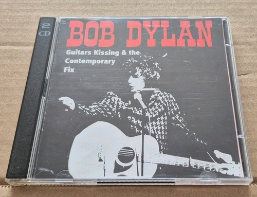 Bob dylan guitars kissing - dylan, and