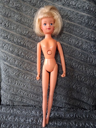 Vintage 2nd gen tressy - vintage, doll