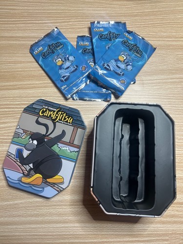 Club penguin card jitsu tin - club,