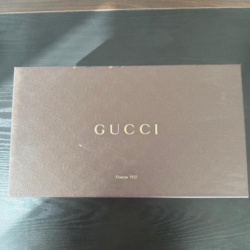Authentic gucci shoe monogram - authentic,