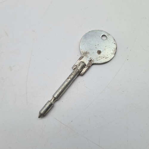 Long ignition key instrument
