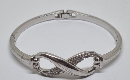 Beautiful silver plated - beautiful,