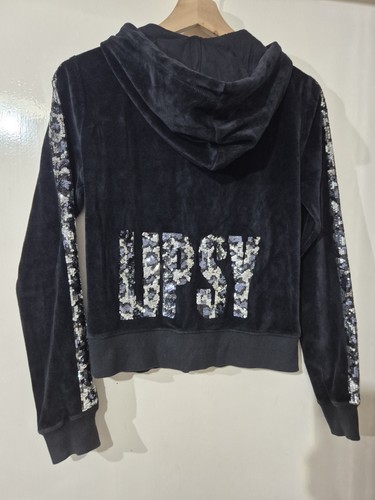 Authentic eye catching - authentic, eye-catching
