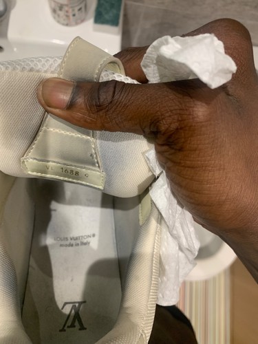 Size louis vuitton - 8.5,