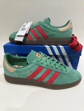 NEW Adidas Originals x size? X