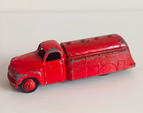 Dinky toys studebaker petrol - studebaker,