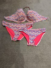 Lapel Ladies Bikini Size 36FF With 2 Bottoms Size 10 (Unused) & Size 14
