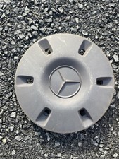 Set Of 5  Genuine Mercedes Sprinter Wheel Centre Hubcap A9064010025