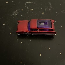 USED Hot Wheels 8 Crate 2002 Mattel Red & Purple Diecast Scale 1:64