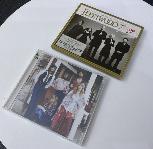 Vintage pre owned - vintage, compact