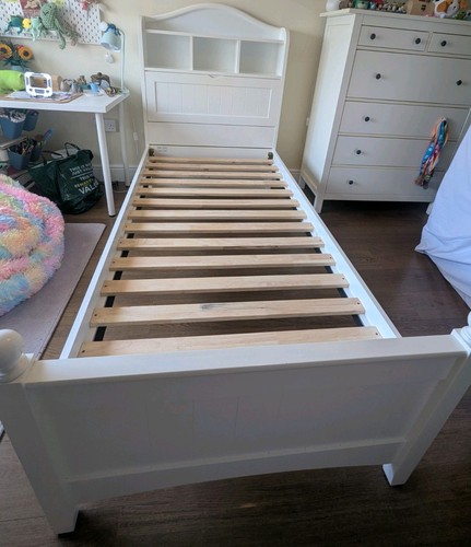 Single wooden bookcase - bookcase, bed