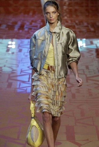 Valentino ss2005 runway - valentino,