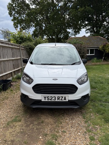 Ford transit courier - transit, leader