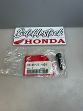 1 bolt 8x32 honda