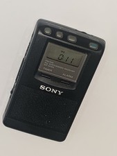 VINTAGE PERSONAL SONY ICR-M703 THIN RADIO AM(MW)-FM BAND built in speaker