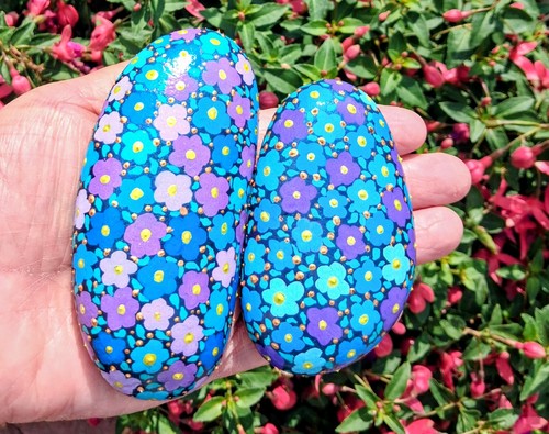 Hand painted pebble - pebble, rock