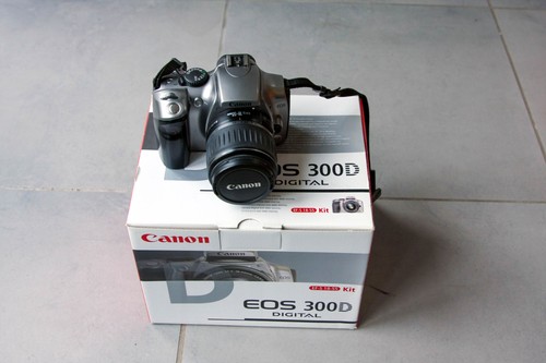 Mint canon 300d - canon,