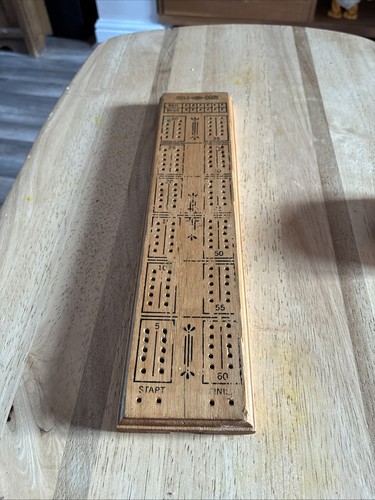 Vintage wooden cribbage board - vintage,