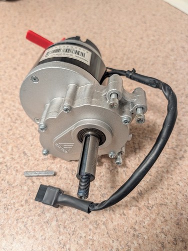 Right drive motor - drive, 24v
