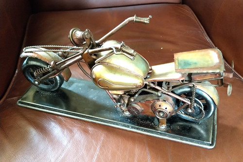 Musical vintage metal - vintage,