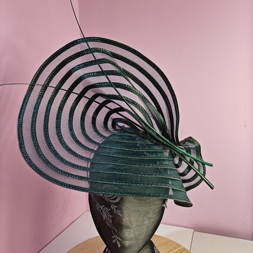 Green ostrich quill - green,