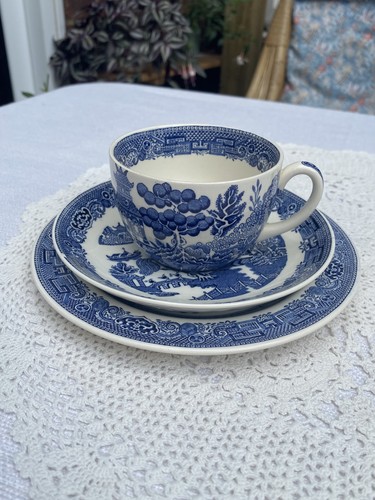 Wedgwood willow pattern - willow,
