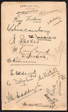 18 CRICKET AUTOGRAPHS