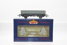 Bachmann 33-027  OO Gauge MFA Open Box Mineral Wagon EWS (Ex-RFD) 391070