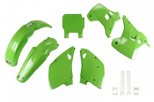 Ufo full plastic - full,