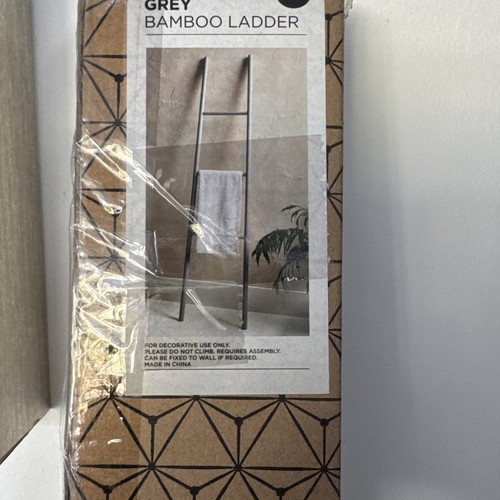 Next home bamboo - ladder, towel