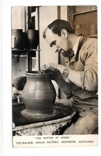 SYD WALKER, ANGUS POTTERY, MONTROSE: Angus postcard (C91653)