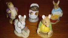 Beatrix Potter figurines x5