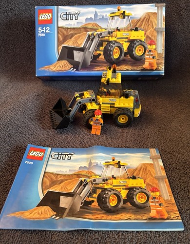 Lego city 7630 front end - front,