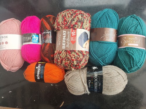 New yarn bundle - bundle, of