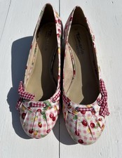 Vintage Gingham Fruit Wedge Heals-Size 7 (41) Brand New