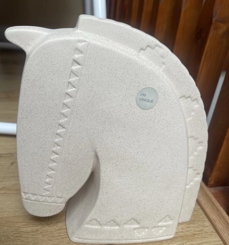 Ceramic horse head - cm,