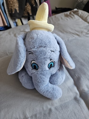 Disney posh paws - paws, dumbo