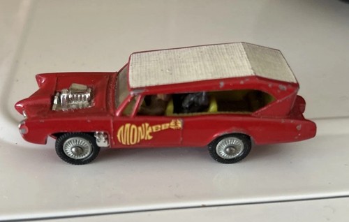 Corgi husky monkeemobile - husky,